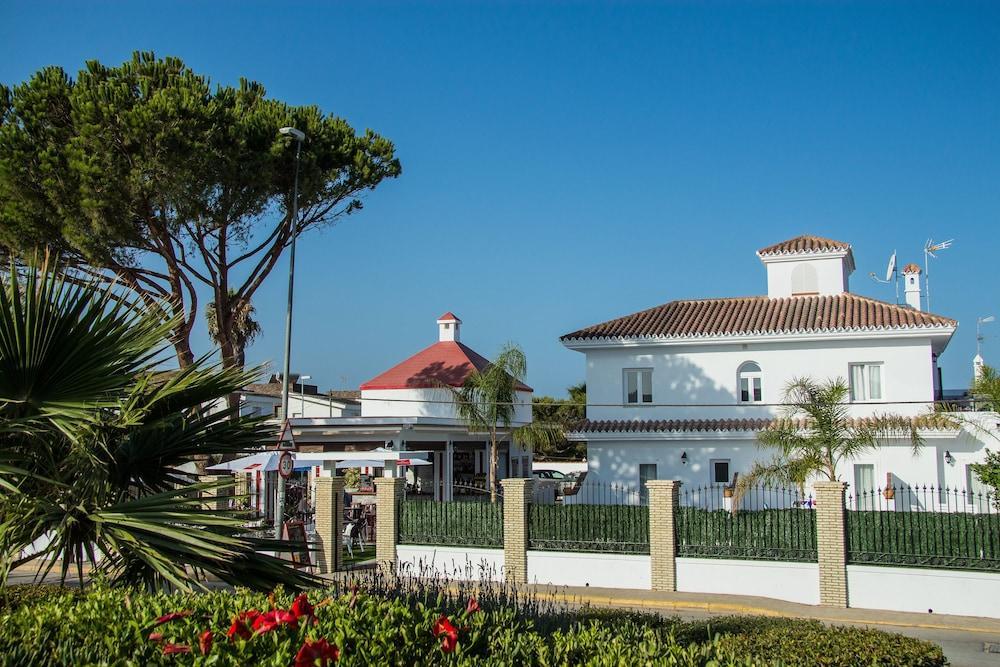 Hotel Novomar Chiclana de la Frontera Exterior photo